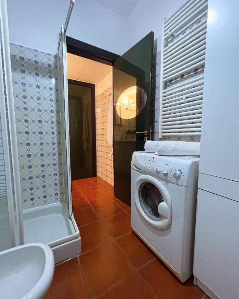 Bilocale Santagostino Apartman Milánó Kültér fotó